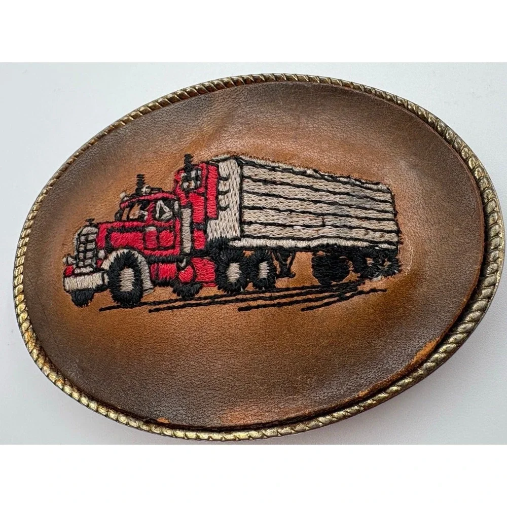 Vintage Embroidered Leather Belt Buckle – Red Semi-Truck‎ Design – Dated 1976 - Picture 2 of 4